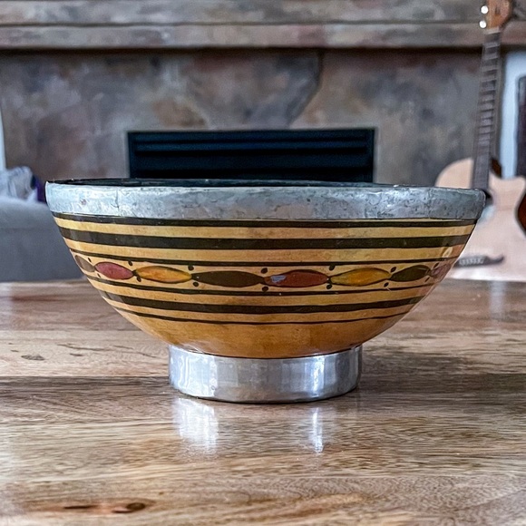 Vintage Moroccan handmade silver trimmed Ceramic bowl - Picture 3 of 4
